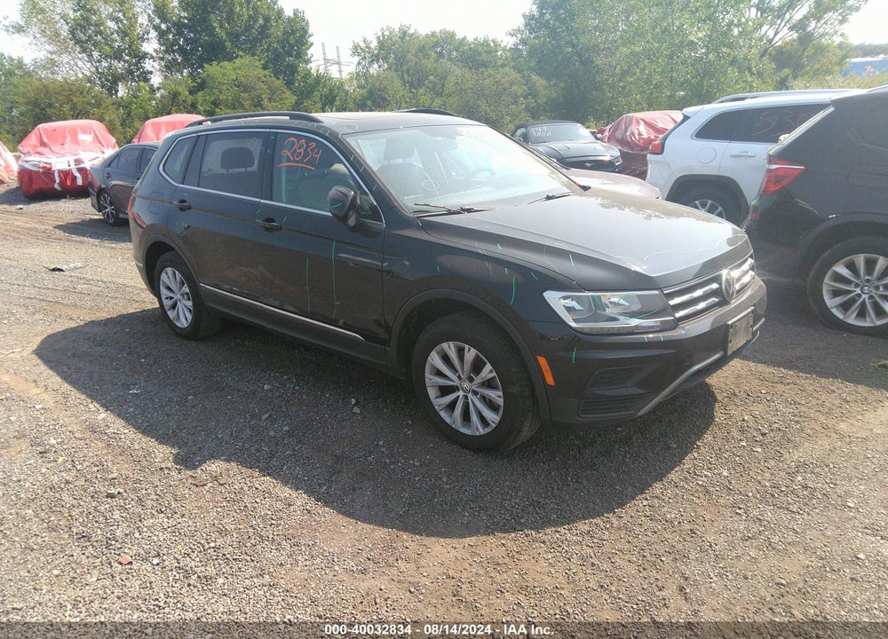 2018 VOLKSWAGEN TIGUAN 2.0T SE/2.0T SEL VIN: 3VV3B7AX4JM087364