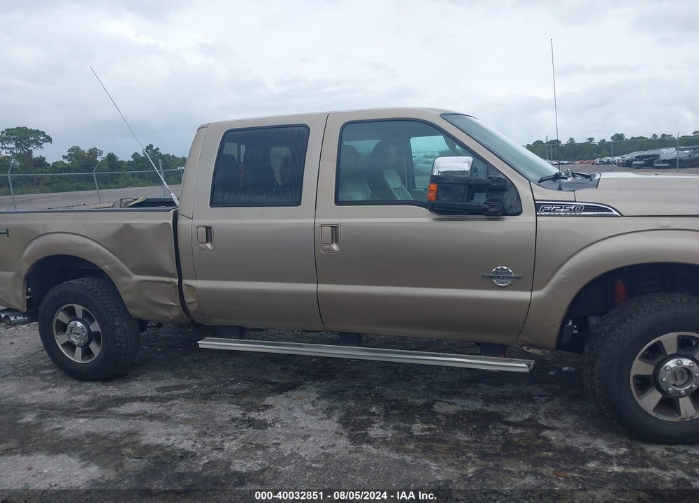2011 FORD F-250 LARIAT VIN: 1FT7W2BT6BEA66770