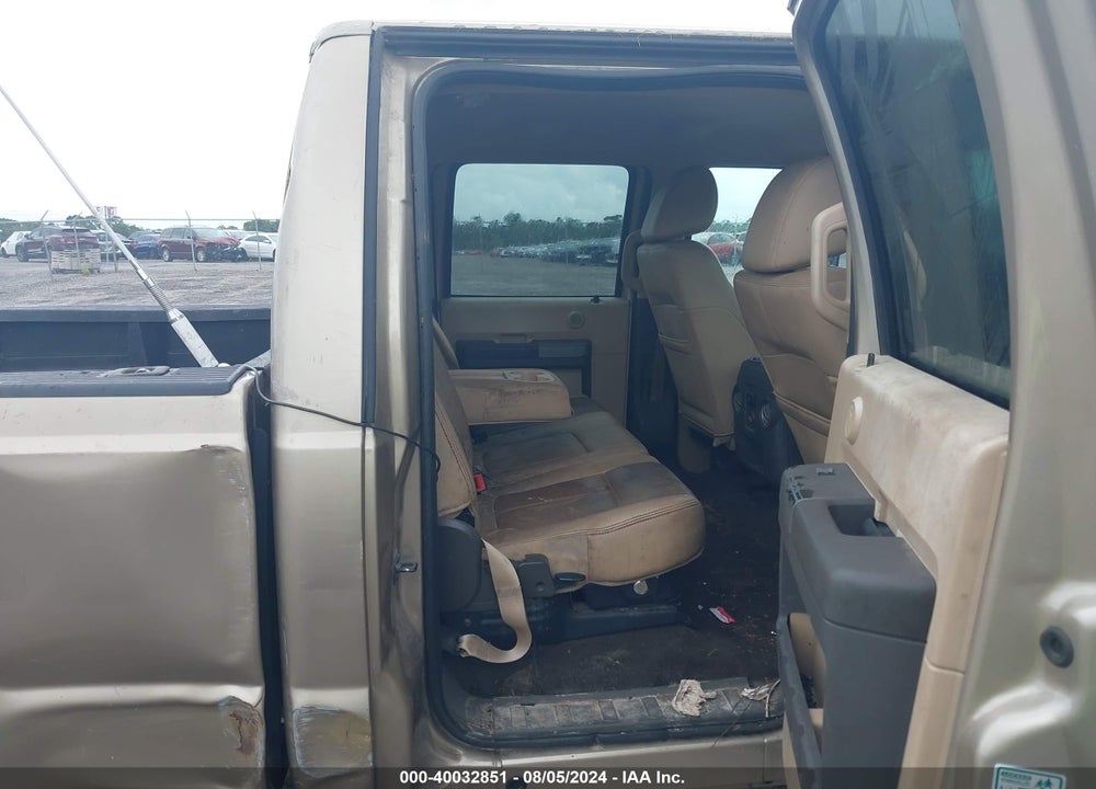 2011 FORD F-250 LARIAT VIN: 1FT7W2BT6BEA66770