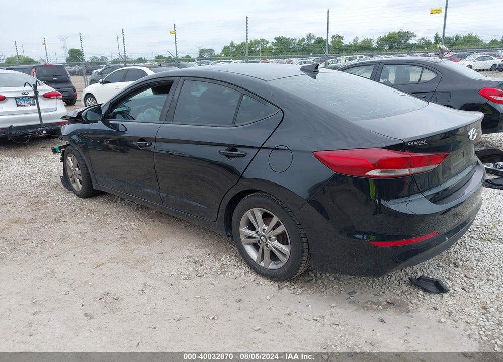 2017 HYUNDAI ELANTRA SE VIN: KMHD84LF7HU107421