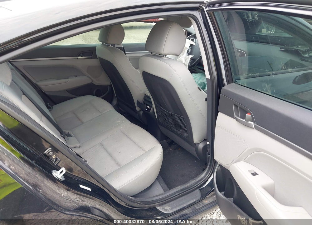 2017 HYUNDAI ELANTRA SE VIN: KMHD84LF7HU107421