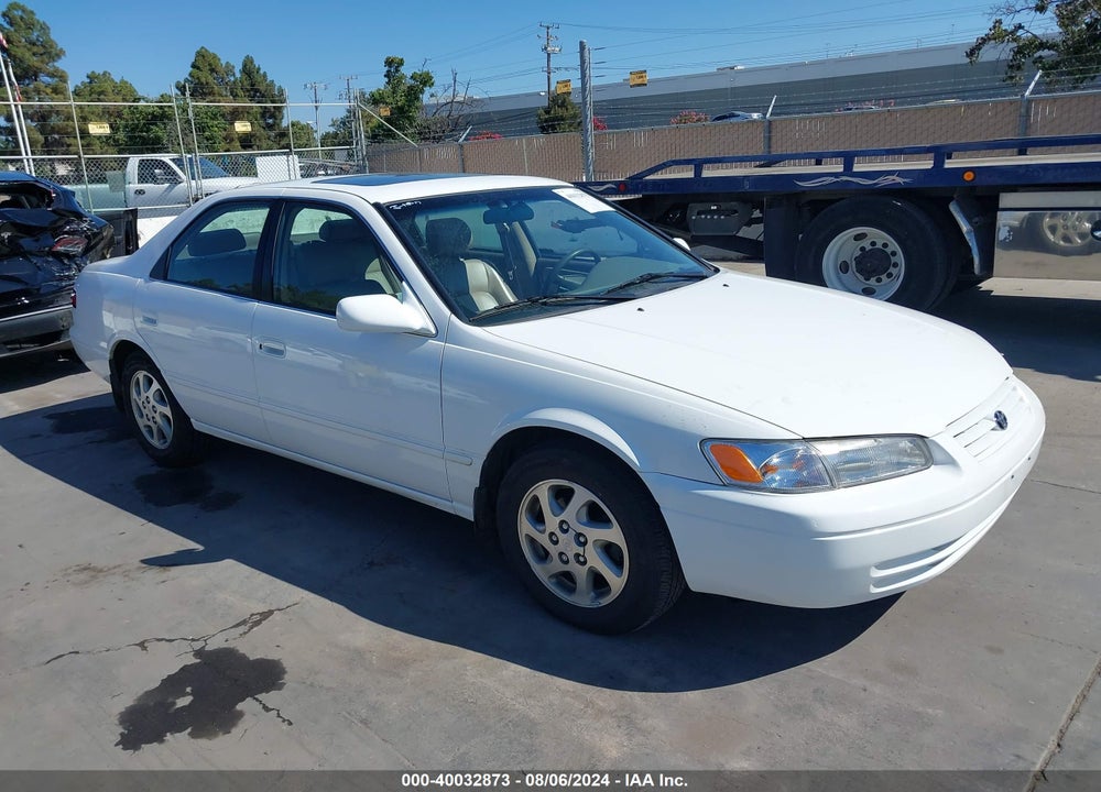 1998 TOYOTA CAMRY XLE V6 VIN: JT2BF28K9W0092736