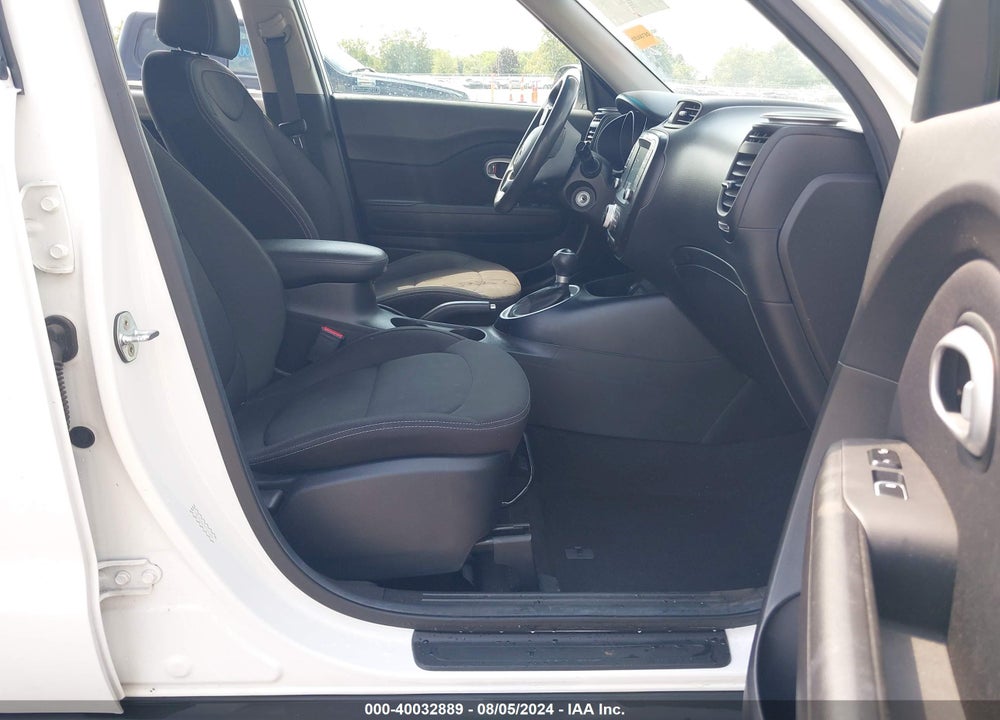 2019 KIA SOUL VIN: KNDJN2A2XK7645606