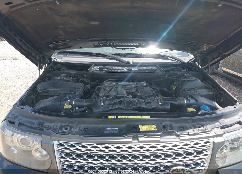 2010 LAND ROVER RANGE ROVER SUPERCHARGED VIN: SALMF1E41AA312172
