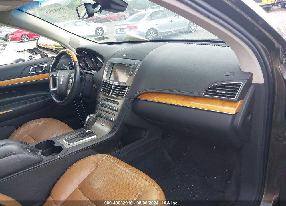 2011 LINCOLN MKT VIN: 2LMHJ5AR9BBJ54783