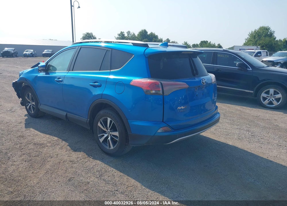 2016 TOYOTA RAV4 XLE VIN: 2T3RFREV5GW450697