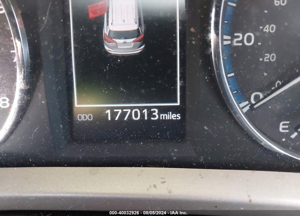 2016 TOYOTA RAV4 XLE VIN: 2T3RFREV5GW450697