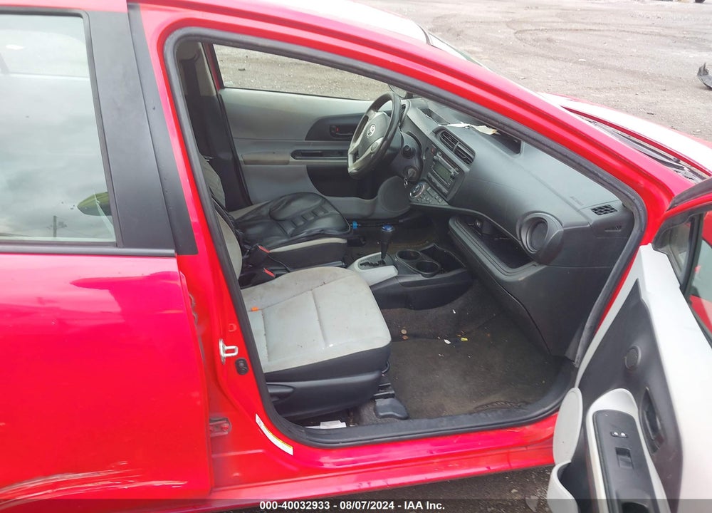 2012 TOYOTA PRIUS C ONE VIN: JTDKDTB36C1016952