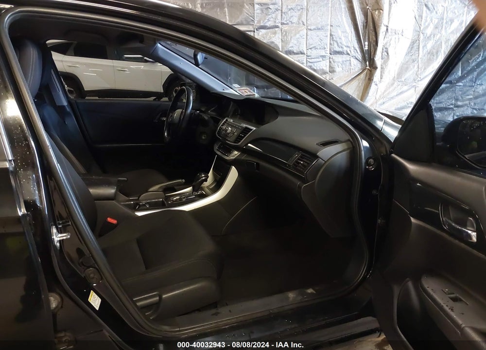 2015 HONDA ACCORD SPORT VIN: 1HGCR2F51FA241829