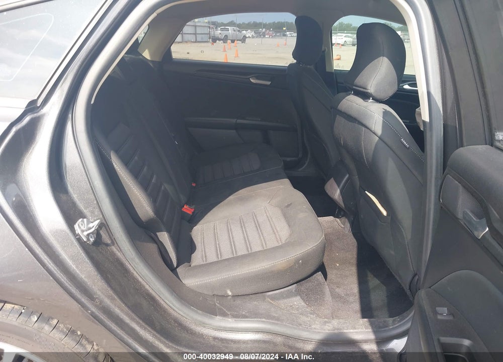 2018 FORD FUSION S VIN: 3FA6P0G78JR210443
