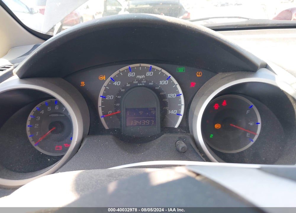 2012 HONDA FIT VIN: JHMGE8H33CC023593