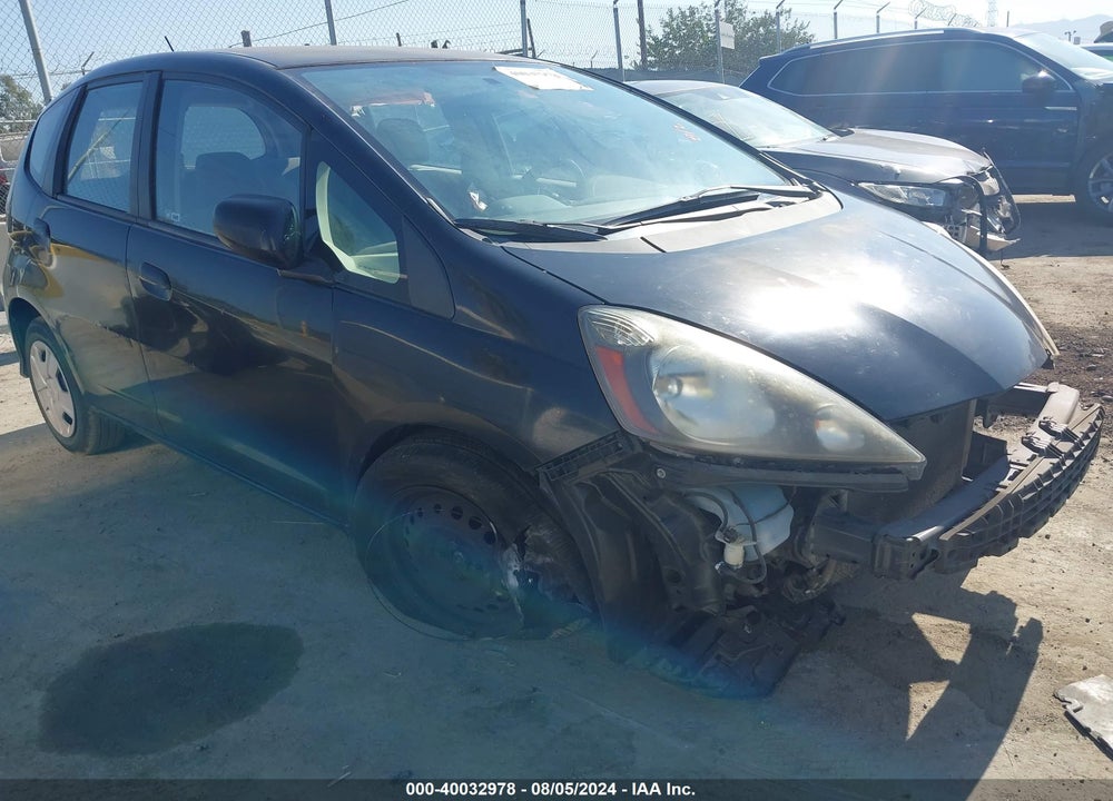 2012 HONDA FIT VIN: JHMGE8H33CC023593