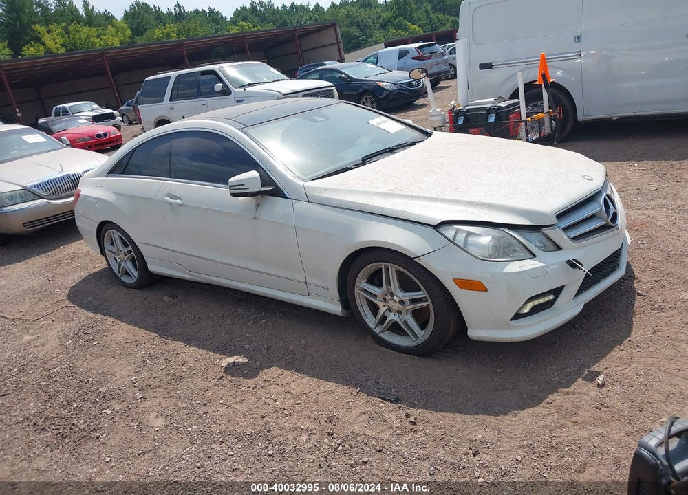 2011 MERCEDES-BENZ E 550 VIN: WDDKJ7CB7BF072332