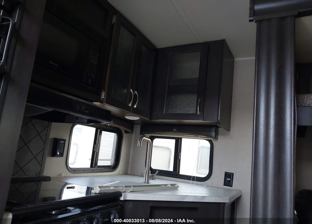 2018 FOREST RIVER PUMA TOWABLE VIN: 4X4TPUA20JP071895