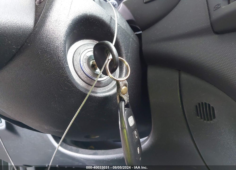 2009 HYUNDAI ELANTRA TOURING VIN: KMHDC86E49U025477