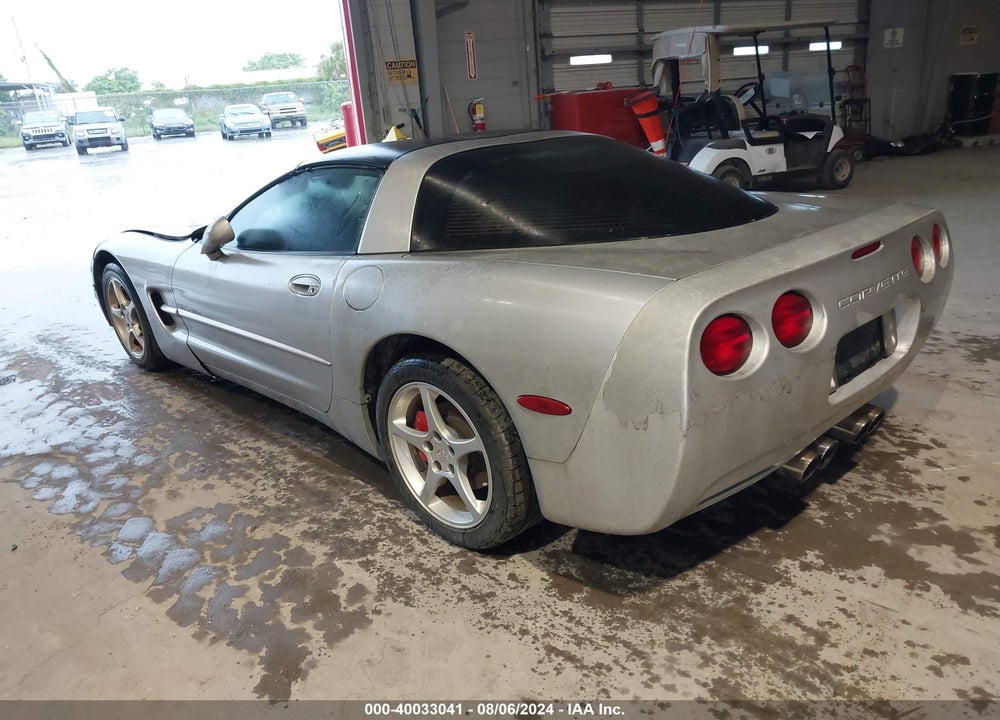 1998 CHEVROLET CORVETTE VIN: 1G1YY22G4W5102018