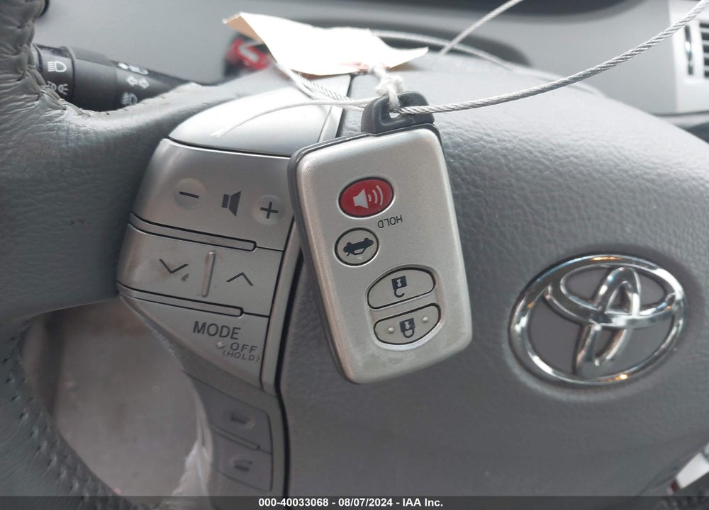 2010 TOYOTA AVALON LIMITED VIN: 4T1BK3DB4AU367456