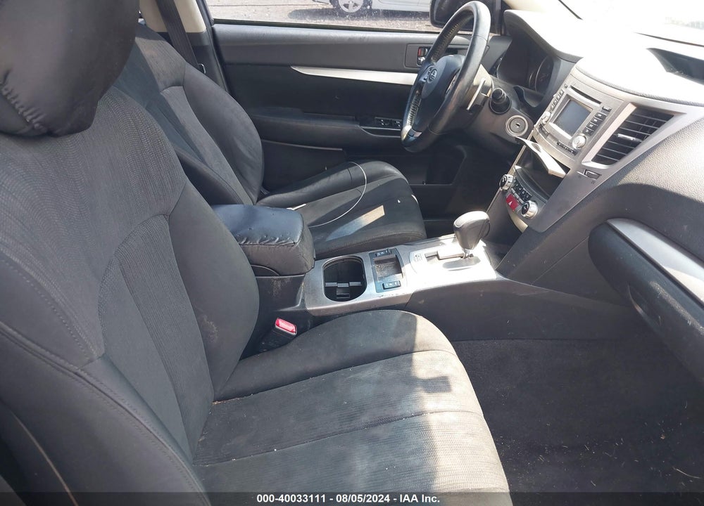 2014 SUBARU LEGACY 2.5I PREMIUM VIN: 4S3BMCC63E3038021