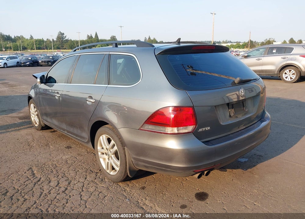 2012 VOLKSWAGEN JETTA SPORTWAGEN 2.0L TDI VIN: 3VWPL7AJ8CM676328