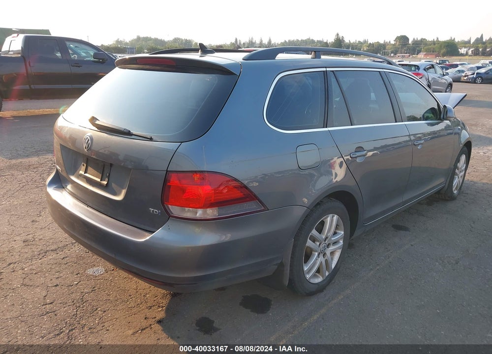 2012 VOLKSWAGEN JETTA SPORTWAGEN 2.0L TDI VIN: 3VWPL7AJ8CM676328