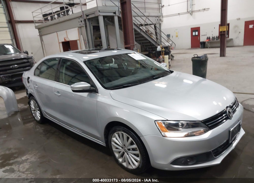 2011 VOLKSWAGEN JETTA 2.5L SEL VIN: 3VWLZ7AJ1BM378604