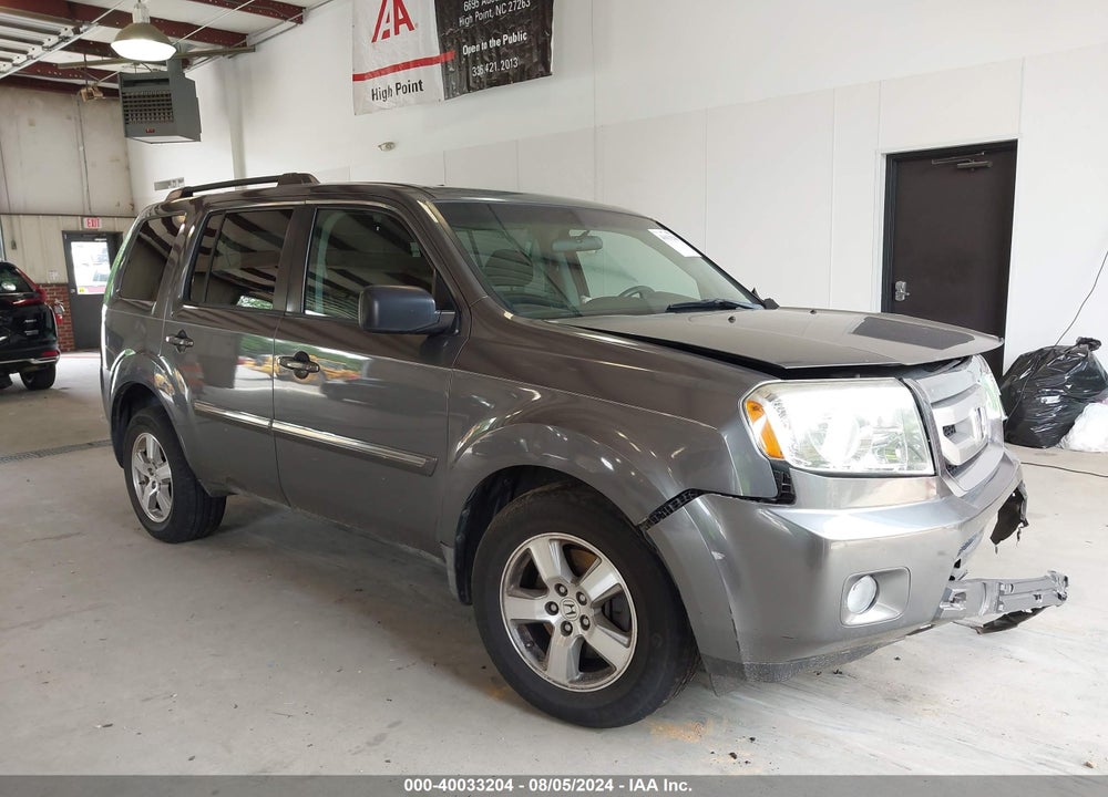 2010 HONDA PILOT EX VIN: 5FNYF4H41AB015285