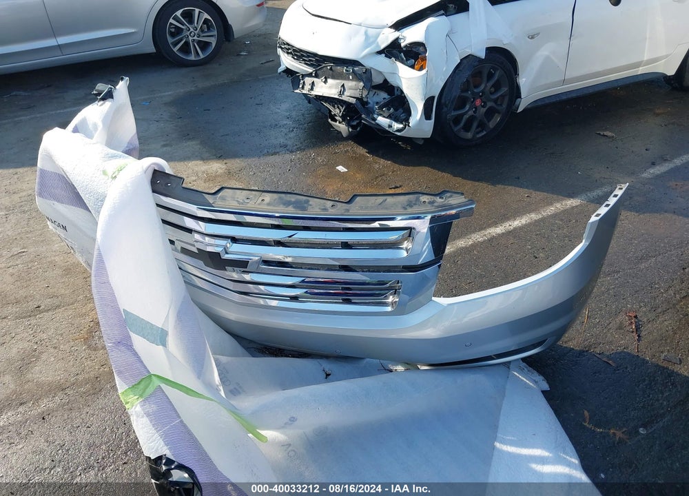 2018 CHEVROLET TAHOE LT VIN: 1GNSKBKC3JR306345
