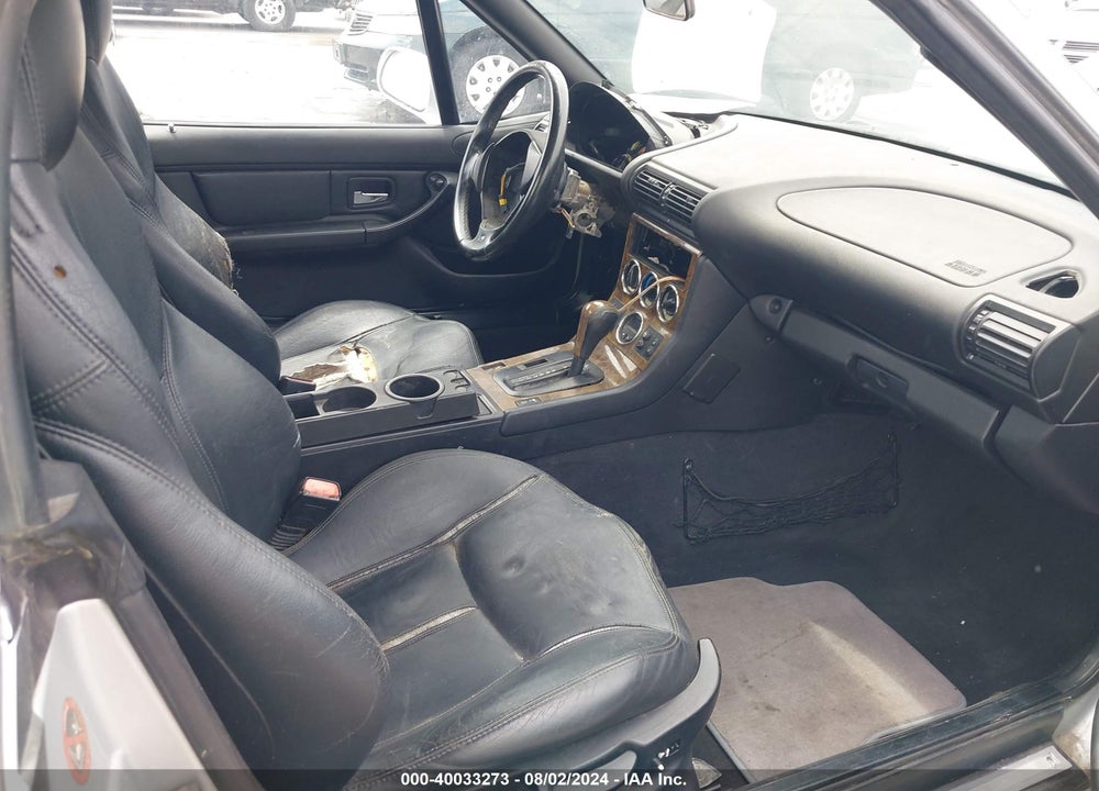 2000 BMW Z3 2.3 VIN: WBACH9346YLG18152