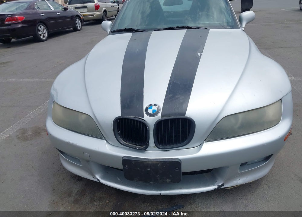 2000 BMW Z3 2.3 VIN: WBACH9346YLG18152