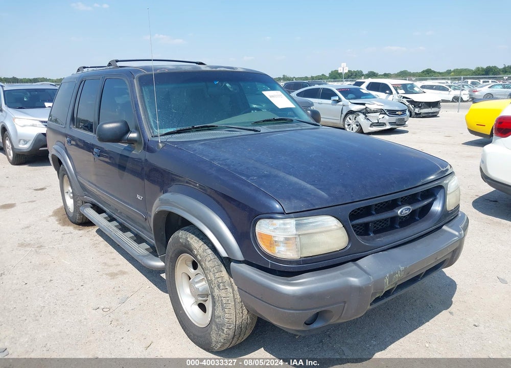 2000 FORD EXPLORER XLT VIN: 1FMZU63E1YZB59666