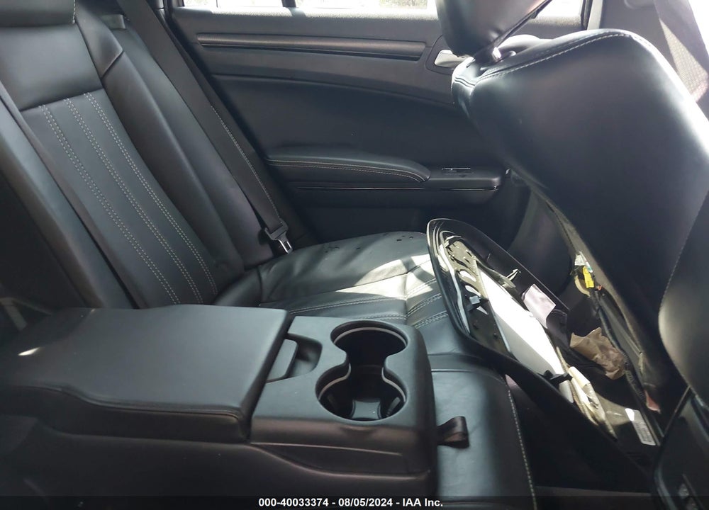 2016 CHRYSLER 300 VIN: 2C3CCAGG4GH270274