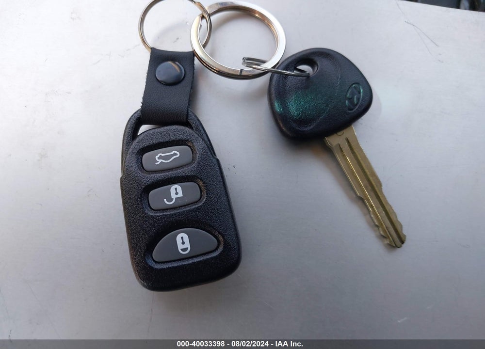 2012 HYUNDAI ELANTRA GLS (ULSAN PLANT) VIN: KMHDH4AE6CU440518