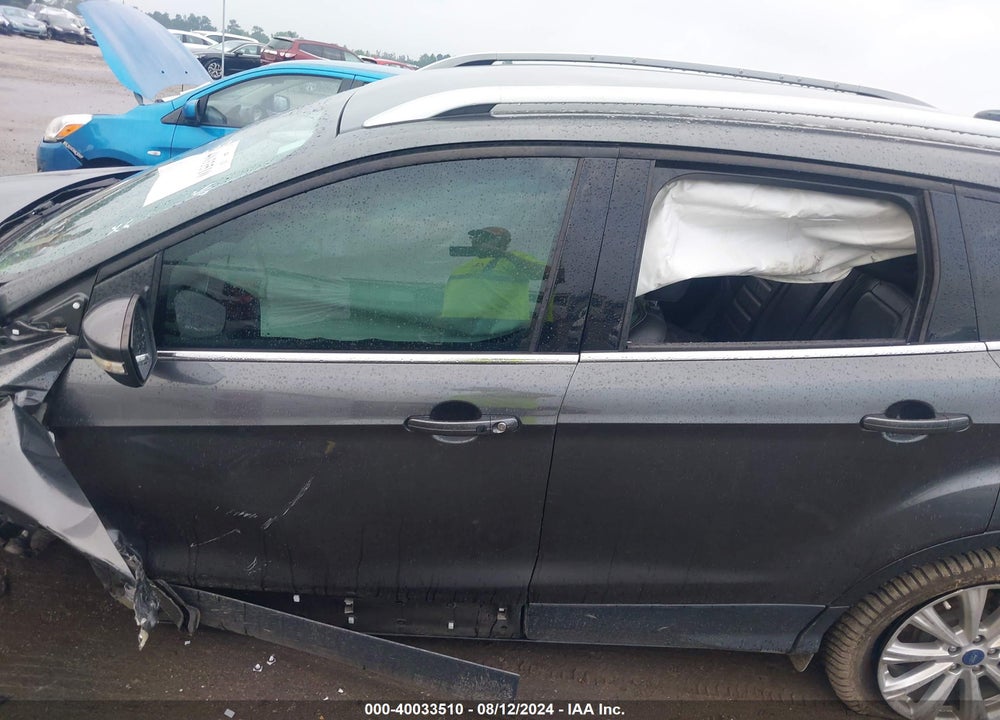 2017 FORD ESCAPE TITANIUM VIN: 1FMCU0J98HUF01488