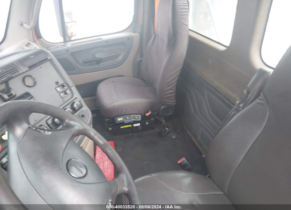 2013 FREIGHTLINER CASCADIA 125 VIN: 1FUJGEDV3DLFA6002