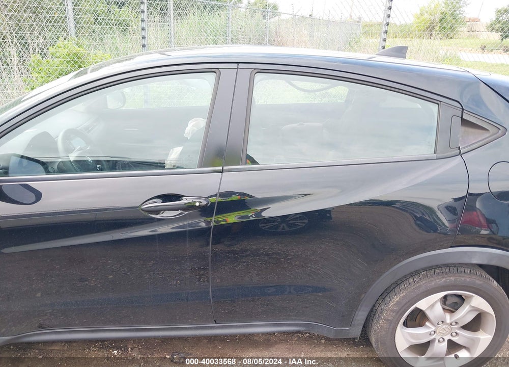 2018 HONDA HR-V LX VIN: 3CZRU6H3XJG710303