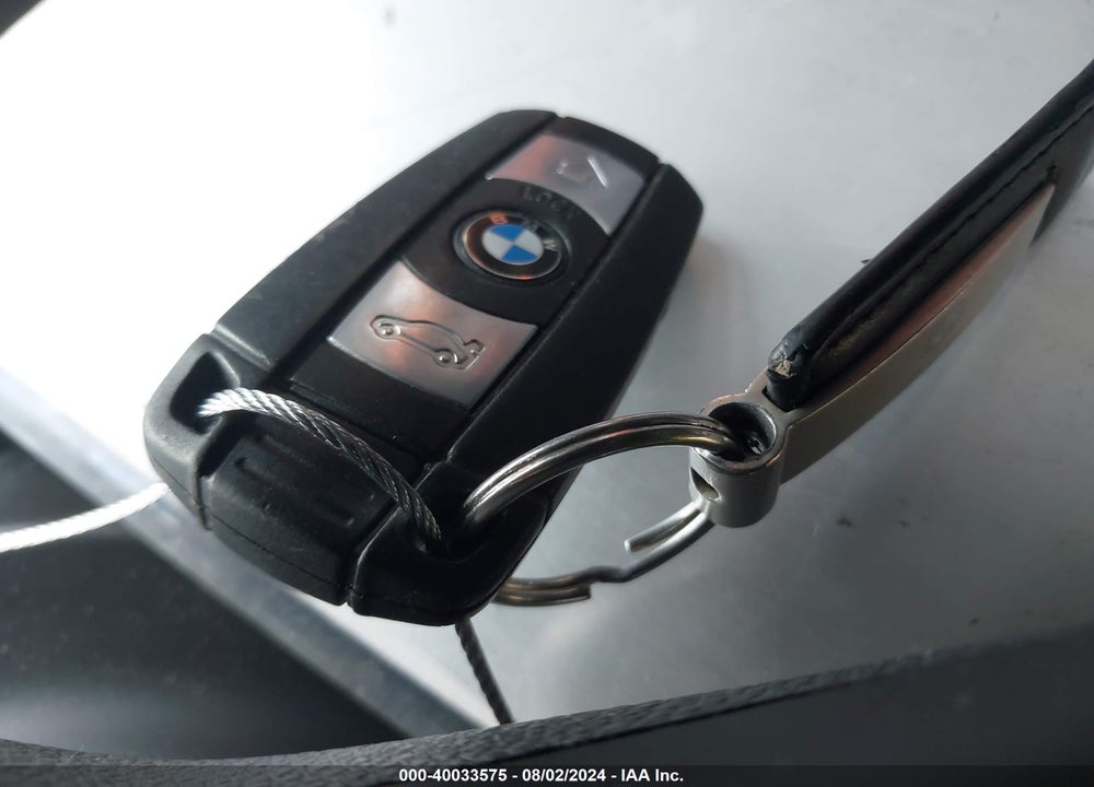 2008 BMW M5 VIN: WBSNB93508CX09171
