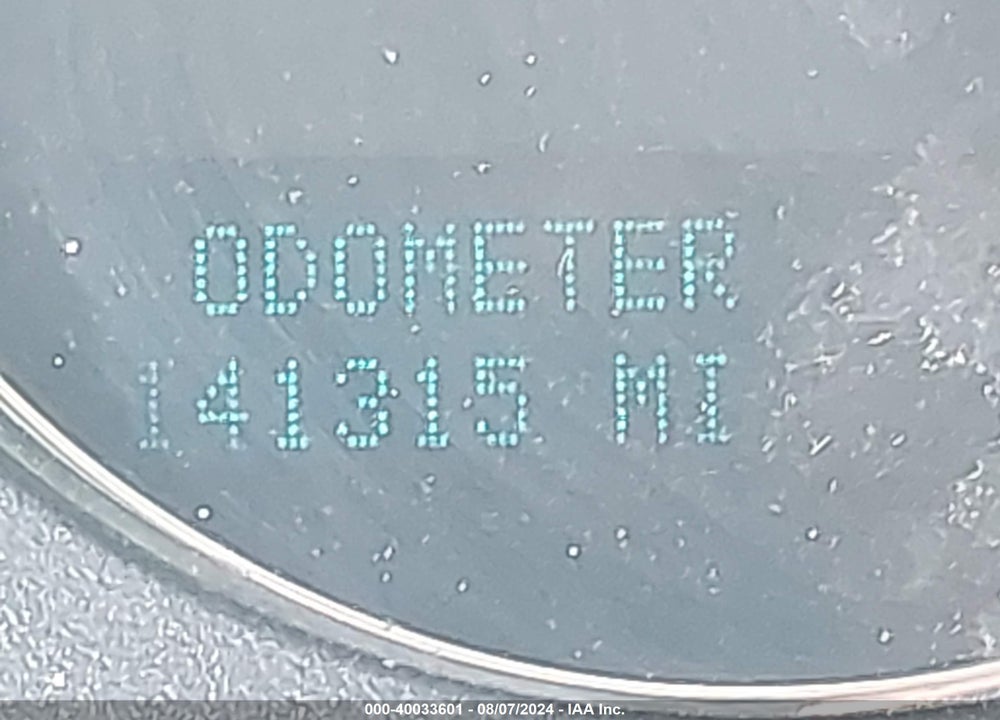 2014 CHEVROLET SUBURBAN 1500 VIN: 1GNSCJE01ER239615