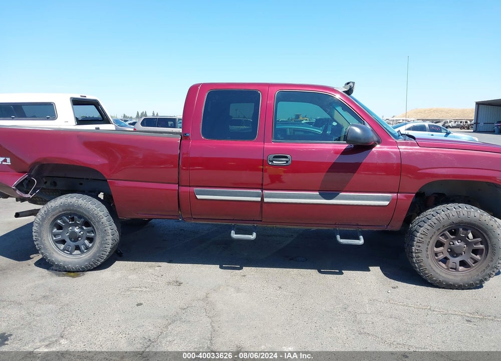 2003 CHEVROLET SILVERADO 1500 LS VIN: 1GCEK19T13E212335