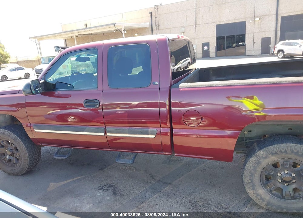 2003 CHEVROLET SILVERADO 1500 LS VIN: 1GCEK19T13E212335