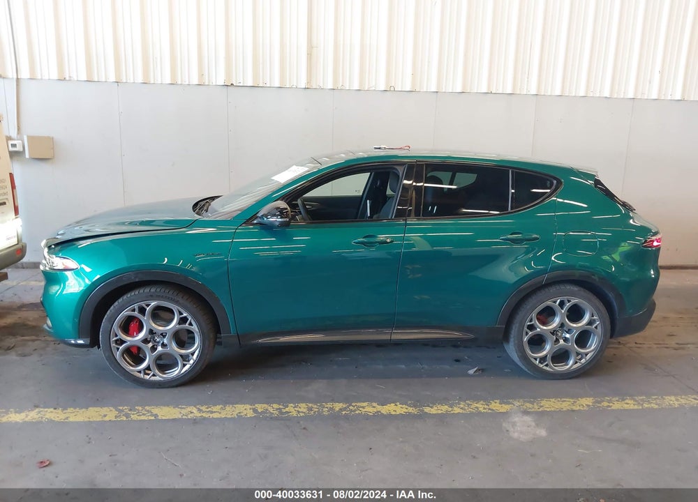 2024 ALFA ROMEO TONALE VELOCE EAWD VIN: ZASPATDW2R3041435
