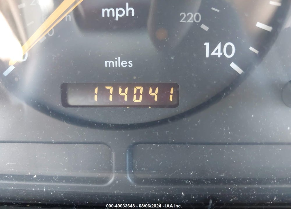 1999 MERCEDES-BENZ ML 320 VIN: 4JGAB54E7XA075800