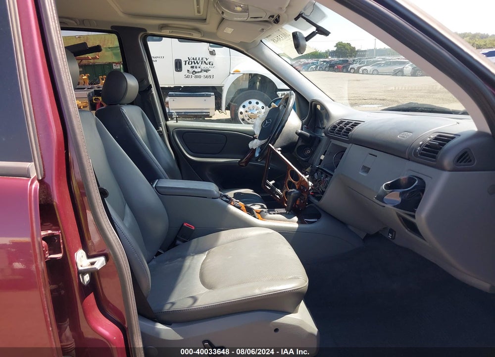 1999 MERCEDES-BENZ ML 320 VIN: 4JGAB54E7XA075800