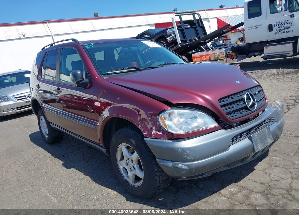 1999 MERCEDES-BENZ ML 320 VIN: 4JGAB54E7XA075800