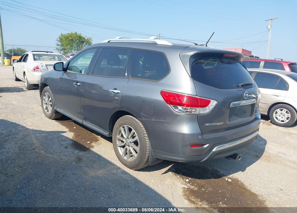 2015 NISSAN PATHFINDER SV VIN: 5N1AR2MN3FC622204
