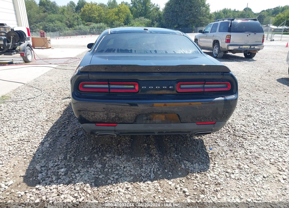 2019 DODGE CHALLENGER SXT VIN: 2C3CDZAG0KH560654