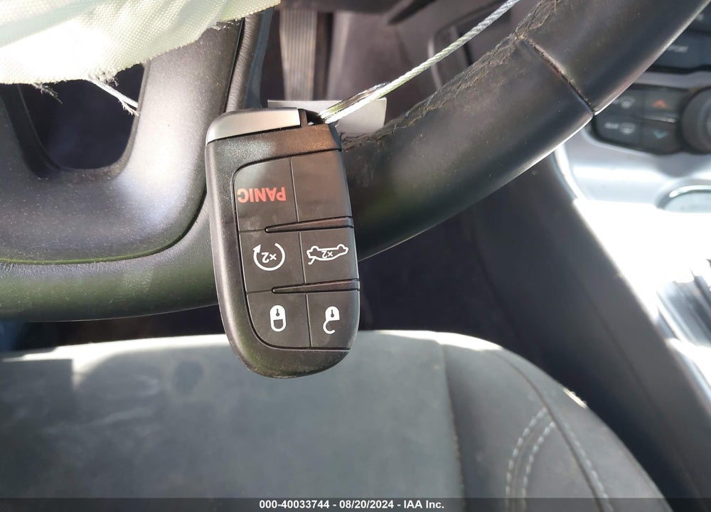 2019 DODGE CHALLENGER SXT VIN: 2C3CDZAG0KH560654