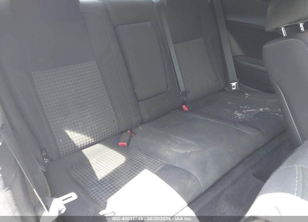 2019 DODGE CHALLENGER SXT VIN: 2C3CDZAG0KH560654