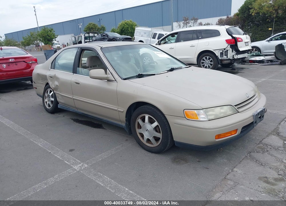 1994 HONDA ACCORD EX/EX-R VIN: 1HGCD5651RA084730