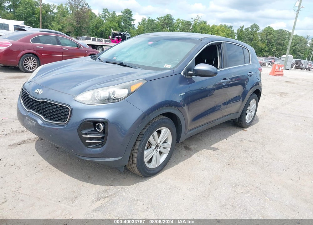 2018 KIA SPORTAGE LX VIN: KNDPMCAC0J7303771