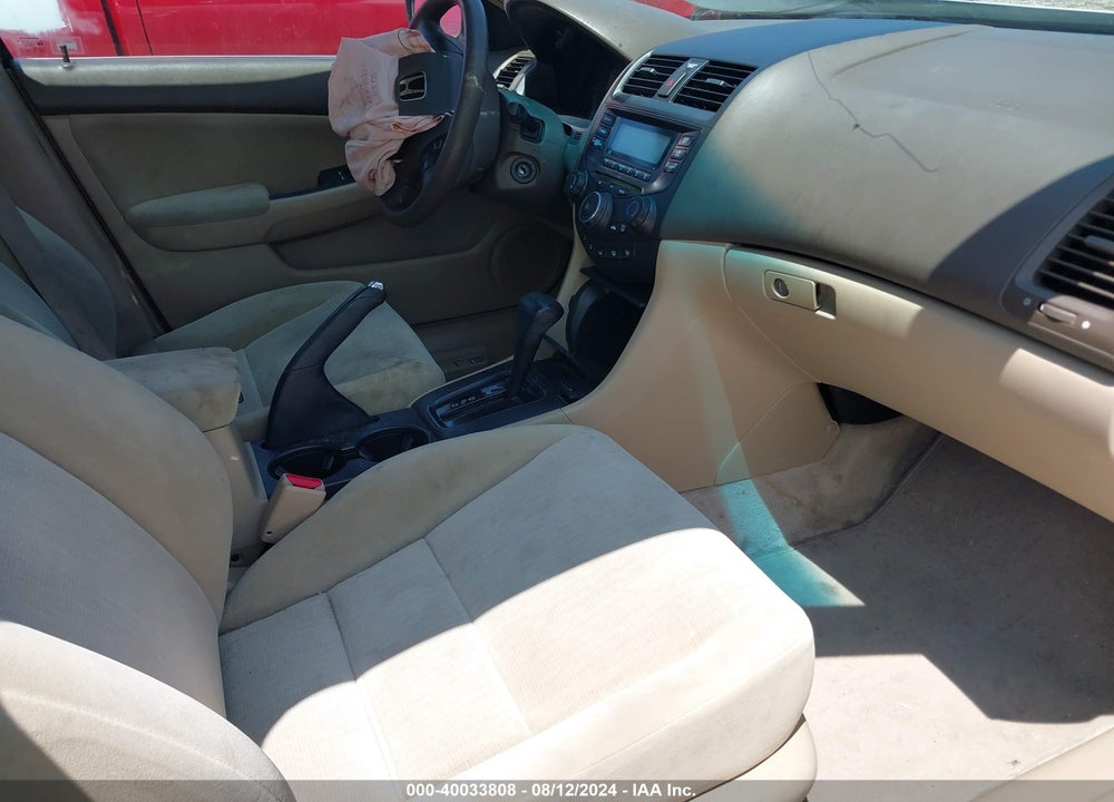 2005 HONDA ACCORD 2.4 LX VIN: 1HGCM56415A104766